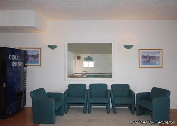 Rodeway Inn & Suites Monticello Interior photo